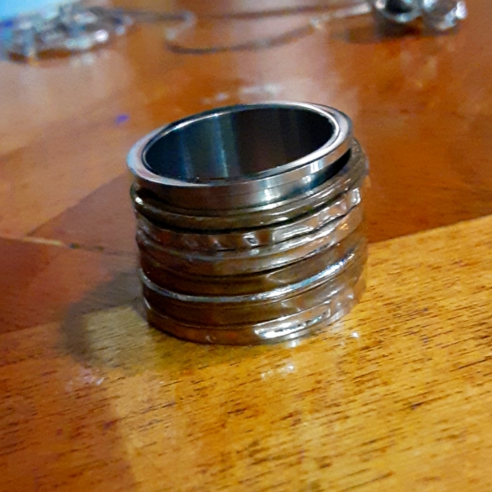 fidget ring , size 6 I think